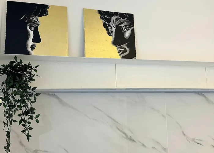 10 Min Dal Centro-50 Mt Tram Διαμέρισμα *